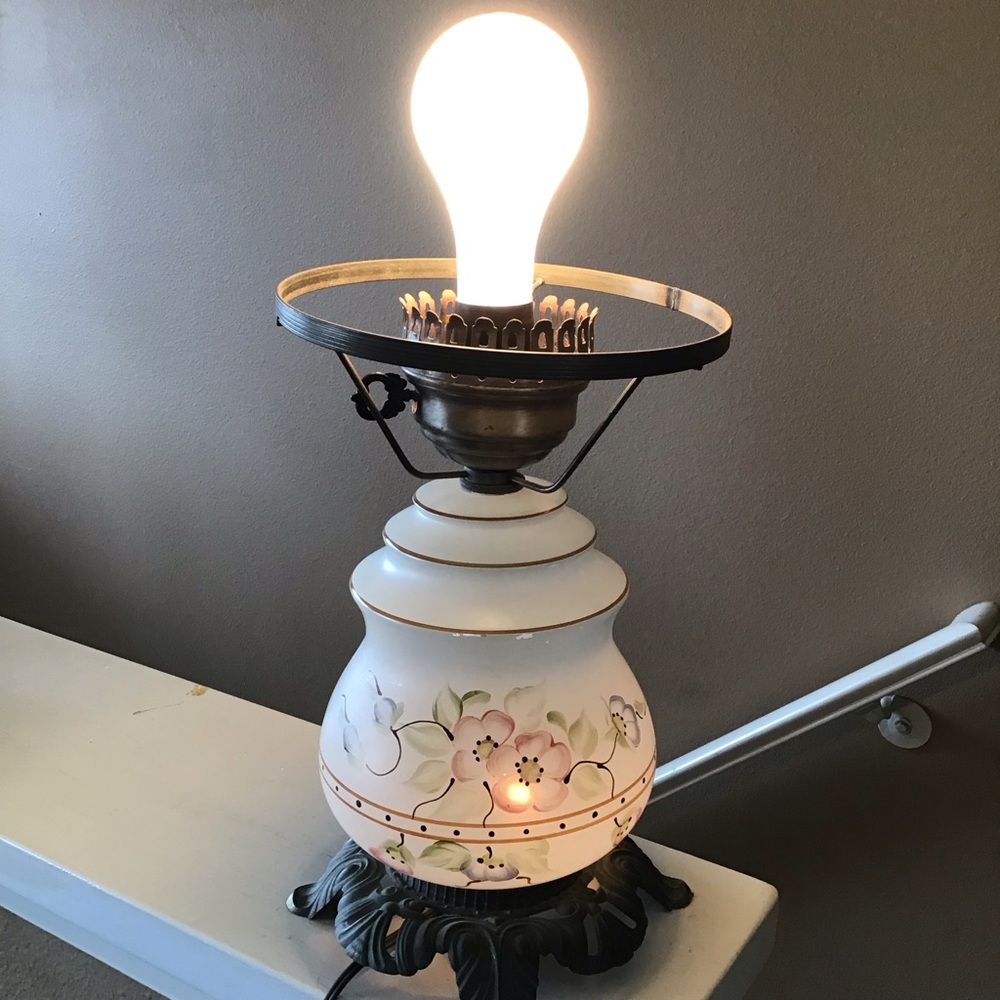 Vintage Handpainted Victorian 3-Way Hurricane Lamp